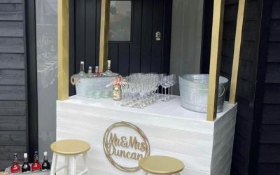 Bride & Groom Bar