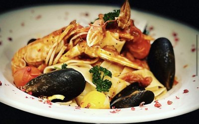 Tagliatelle con fruit di mare