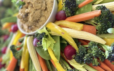 Crudités with Moroccan hummus