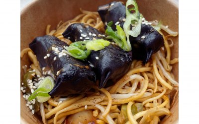 The black pepper pork dumplings of noodles