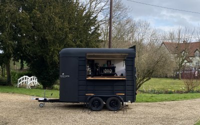 Coffee Shop - Black Horse Box