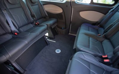 8 pssenger seater vip