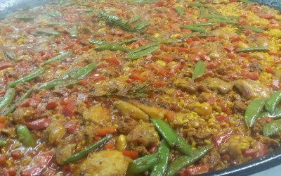 Las Tapitas Meat Paella