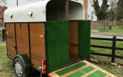 Horse Box Urinal