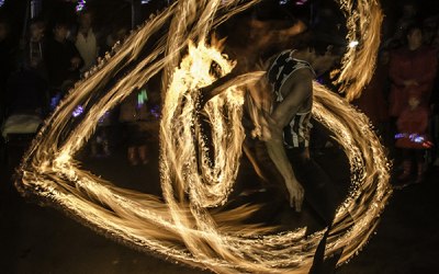 Fire, performer, entertainer, spinner, shows