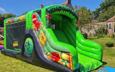 Inflatable fun run