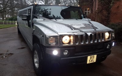 Hummer H2 Limousine 16 Pass