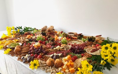 15 Person Classic Savoury Graze Table 