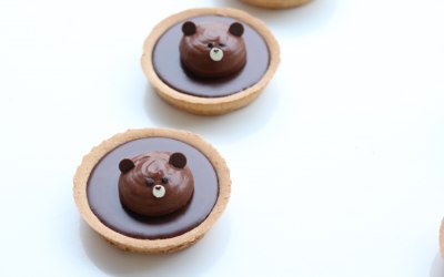 Chocolate Tarts with chocolate creme