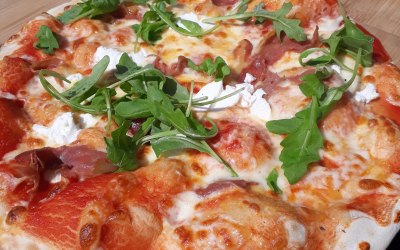 Parma ham, ricotta & rocket