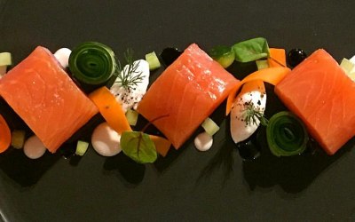 Smoked salmon, horseradish, pickled vegetables 