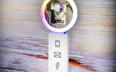 Digital Selfie Pod