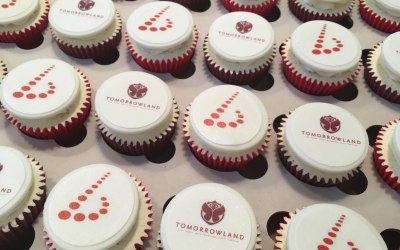 Corporate Cupcakes | Pink Aubergine Cupcakes