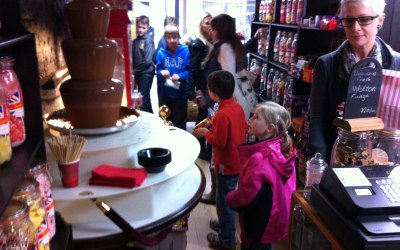 Treats UK - huge chocolate fountain mmm...