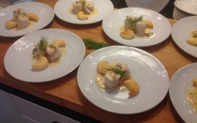 Dover sole paupiette with scallops 