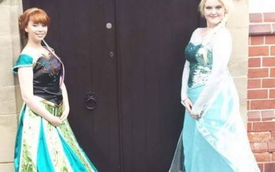 Anna and Elsa