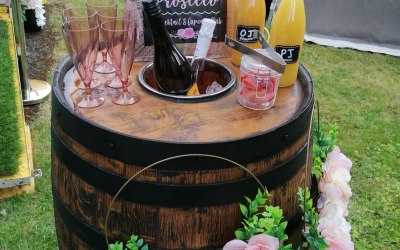 Prosecco fan? Hire our Prosecco barrel too!