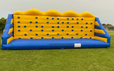 Traversing Climbing Wall