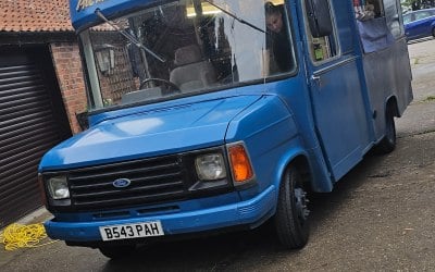 Beryl - Vintage Fish & Chip Van