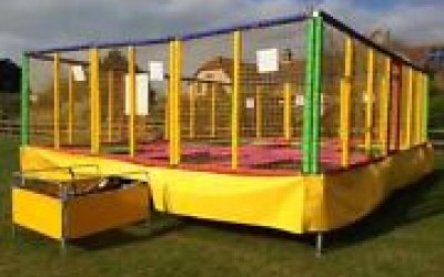 6 bed trampoline. Trampoline hire