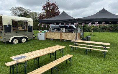 Full set up with Bespoke Bar and Horse Box