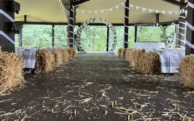 Beautiful ceremony area 