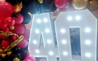 4ft Light Up Number 40, Silver Shimmer Wall, Pink, Black And Gold Balloon Arch With Detail