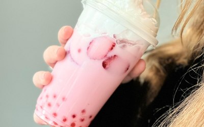 Strawberry Milk Tea, strawberry Boba with fresh cream and strawberries 