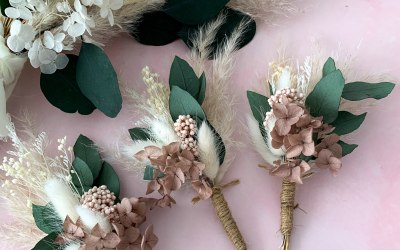 Dried and preserved bouquets and buttonholes