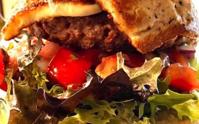 Beyond Burger with Halloumi