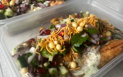 Samosa chaat