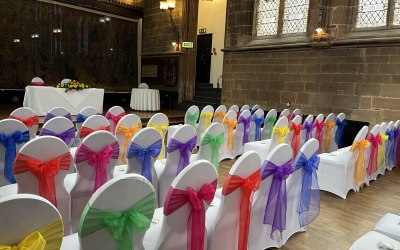 Fitted Covers and Multicoloured Sashes