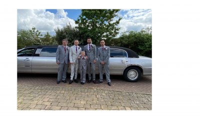 LINCOLN TOWN CAR STRETCHED LIMOUSINE