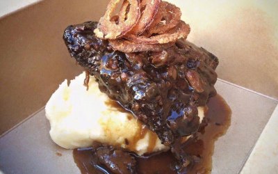 Smoked Ox cheek, buttery mash & crispy onions