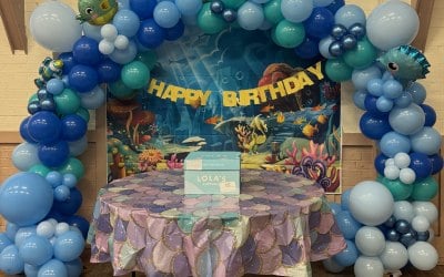 Under the sea balloon garland 