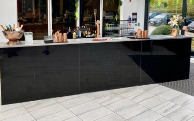 High gloss black & copper bar