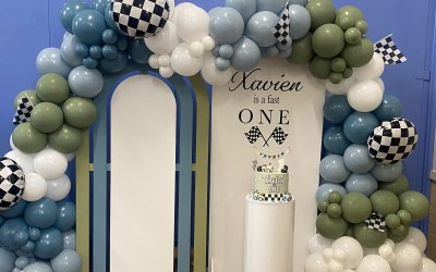 Themed birthday party decor 