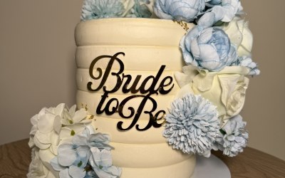 Bridal shower cake