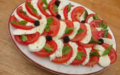 Mozzarella salad 