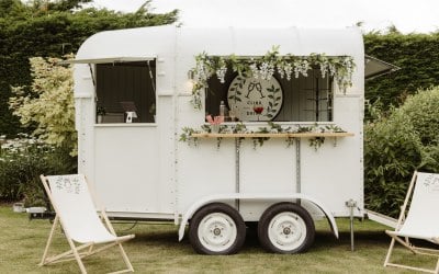 Our Double-Hatched Horsebox Bar