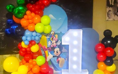 Mickey Mouse Themed Balloons, Light Up Number 1, Balloon Stack and Arched Backdrops